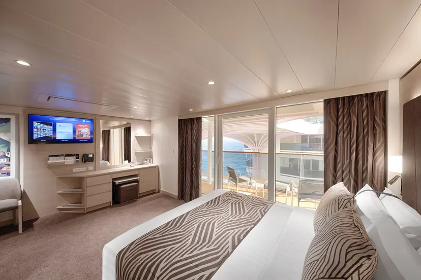 Junior Suite Aurea with Promenade & Ocean View