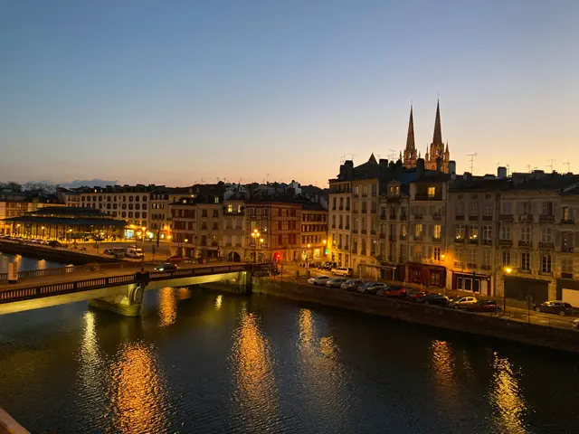 Bayonne