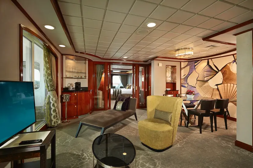 Deluxe Owner's Suite with Two Balconies