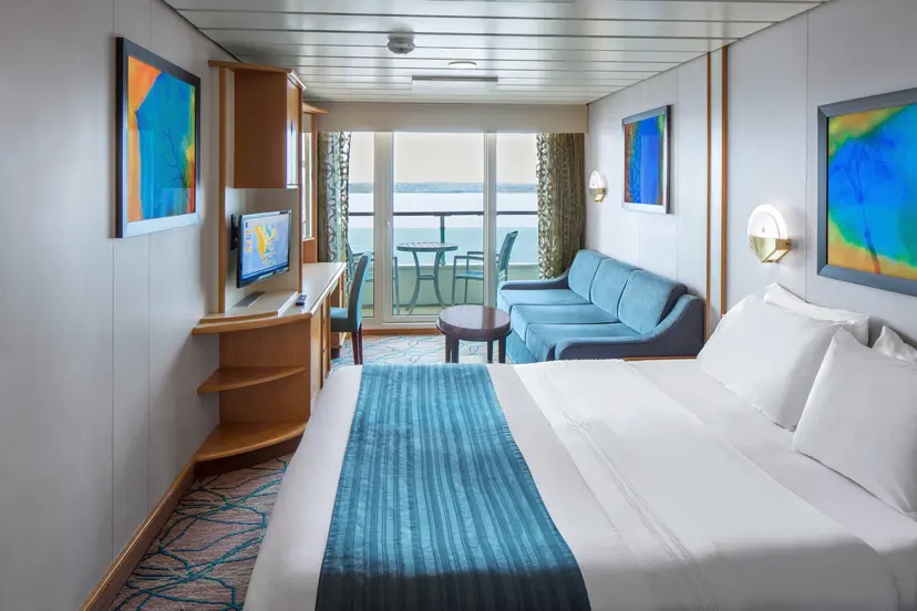 Spacious Sunset Ocean View Balcony