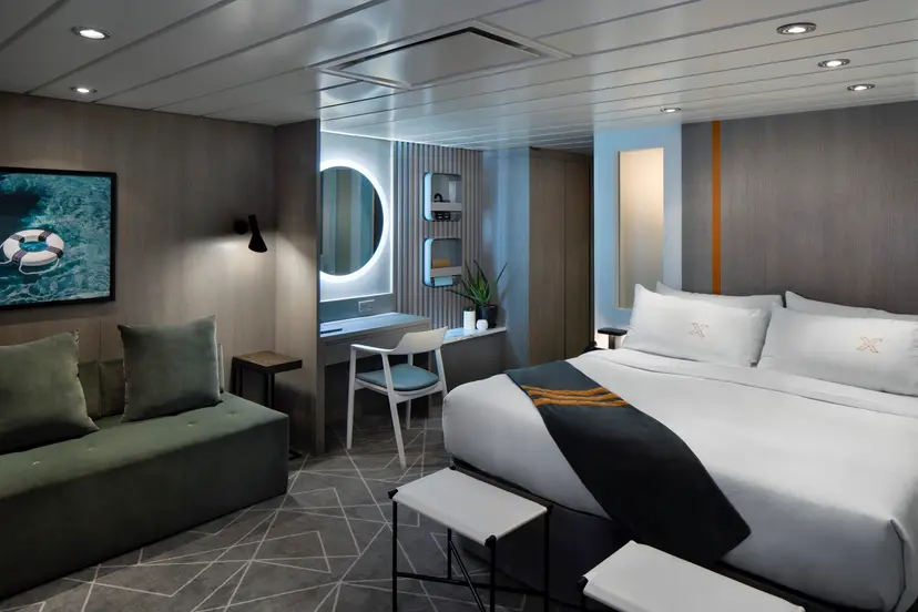 Aqua Sky Suite