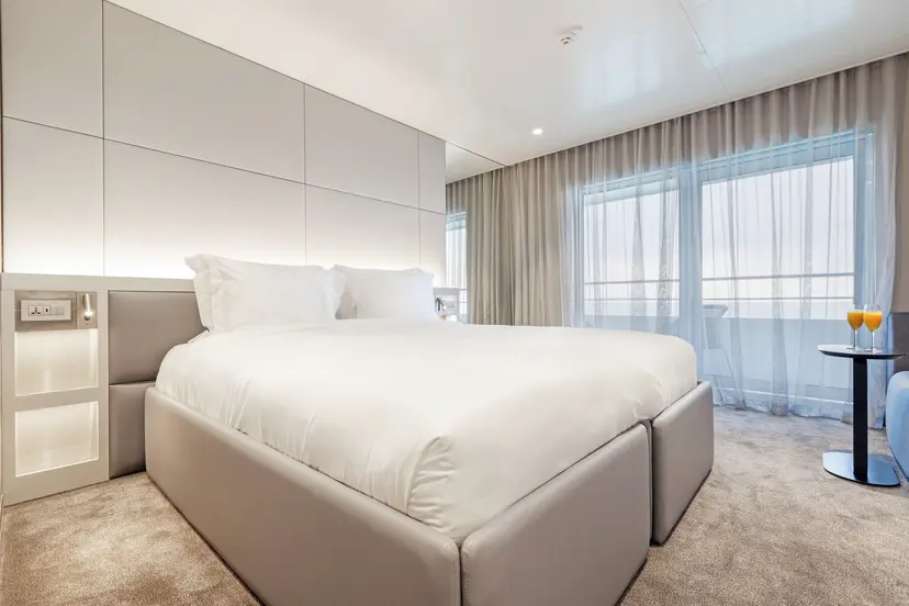 Deluxe Balcony Suite