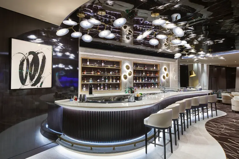 Journeys Lounge