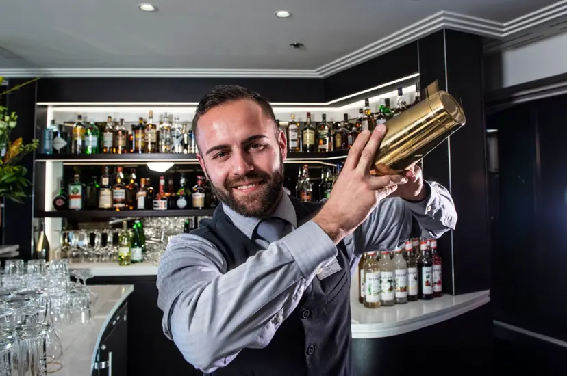 Bar