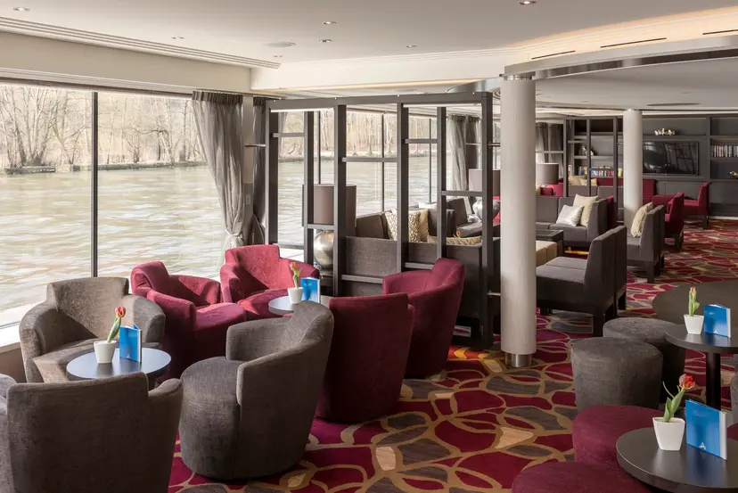Panorama Lounge