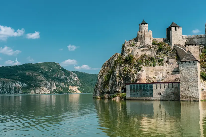 Balkan Discovery with 1 Night in Budapest, 1 Night in Bucharest & 2 Nights in Transylvania