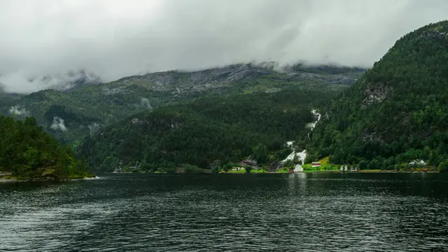 Lonkanfjorden Fjord