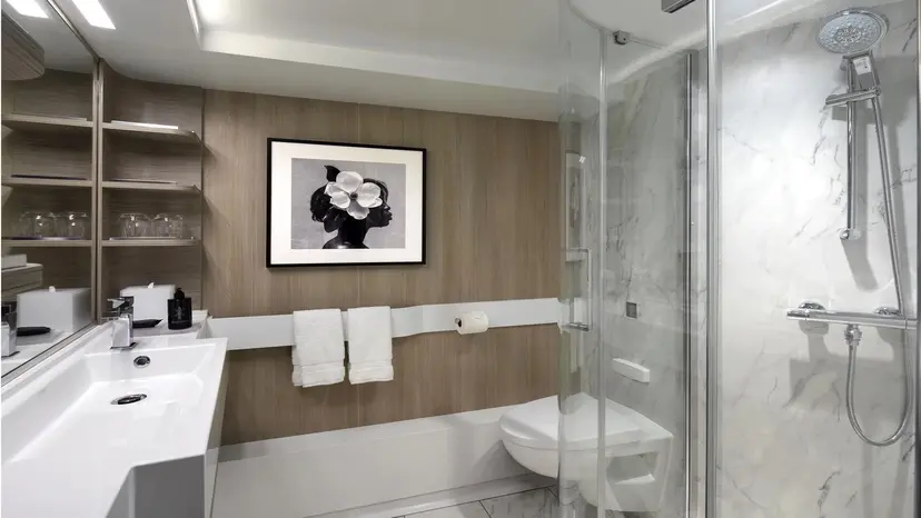 Aqua Sky Suite