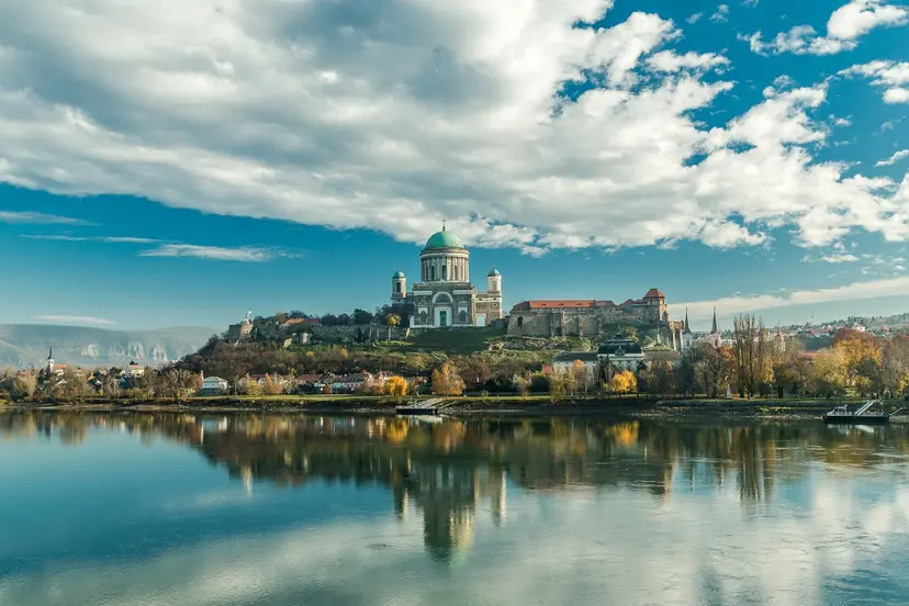 Illuminations on the Danube (Eastbound)