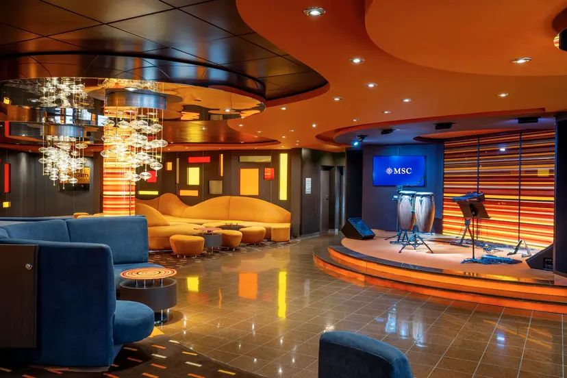 Golden Jazz Bar