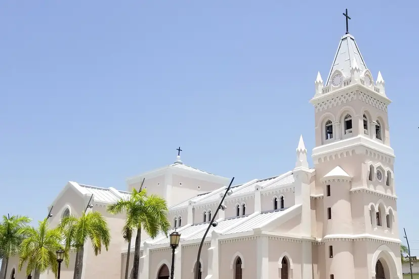 Las Palmas de G.Canaria, Santa Cruz de La Palma, Santa Cruz de Tenerife, Puerto del Rosario, Funchal, Arrecife de Lanzarote, Las Palmas de G.Canaria