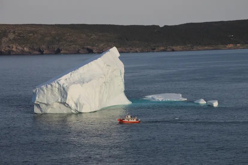 15-Day Exploring The Torngat Mountains & Baffin Island