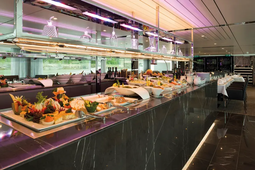 Crystal Dining