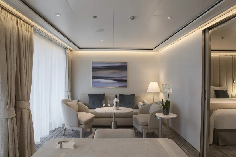 Silver Suite