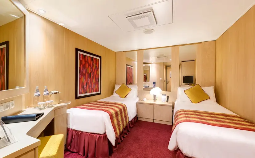 Junior Interior