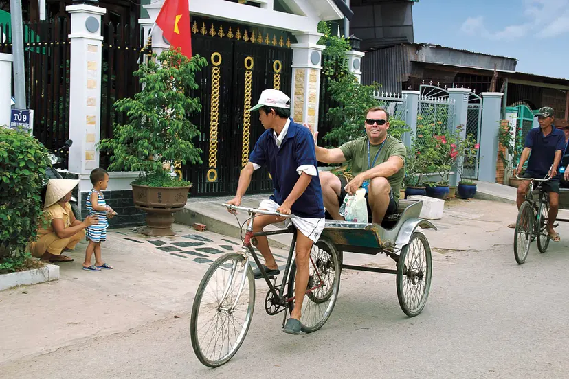 TAN CHAU - SA