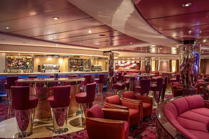 Shaker Lounge