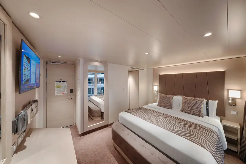 Deluxe Balcony with Promenade View
