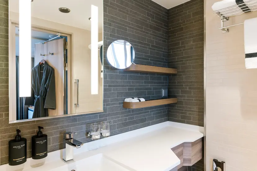 Expedition Suite | Corner suite