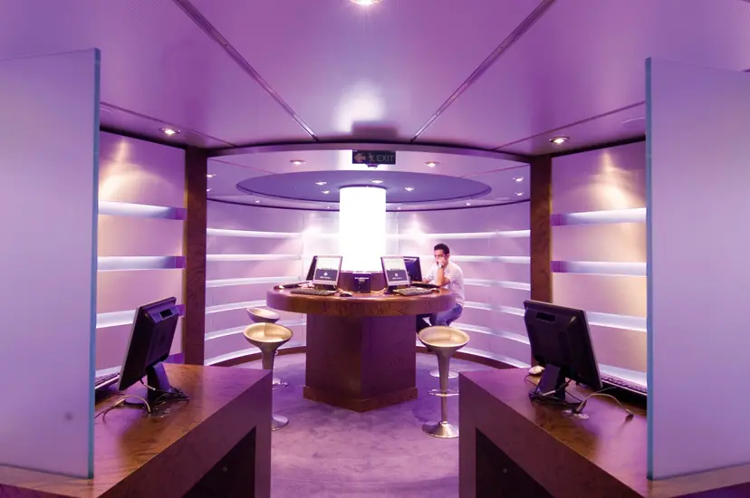 Internet Café