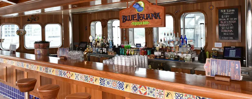 Bluelguana Tequila Bar