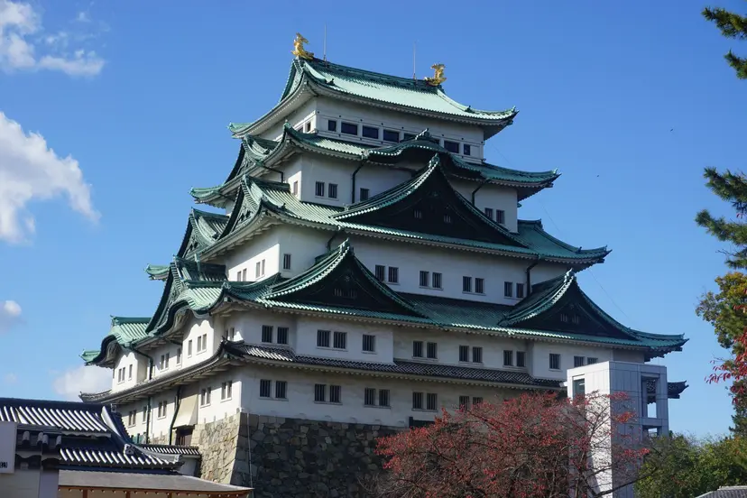 Castles, Temples & Geishas