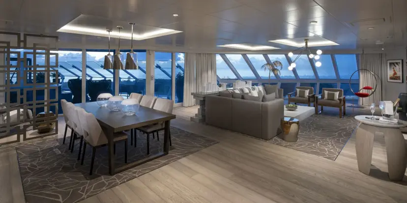 Iconic Suite