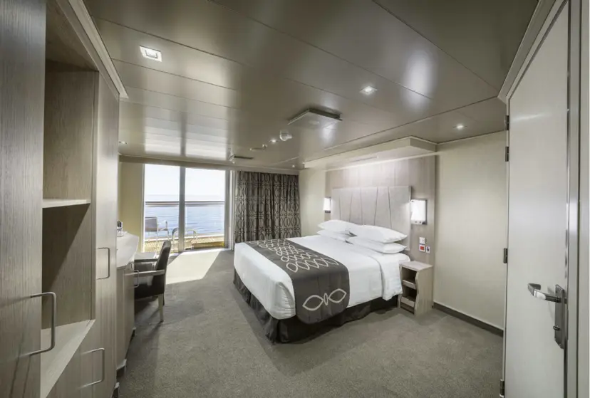 Yacht Club Grand Suite ADA