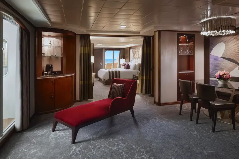 The Haven Deluxe Owner's Suite with Balcony