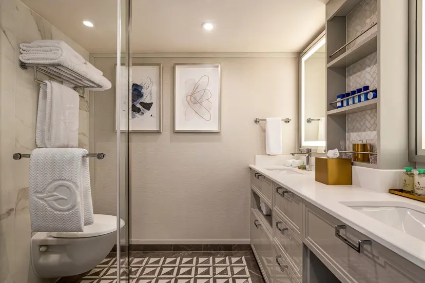 Penthouse Suite