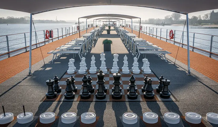 Deck Games Area