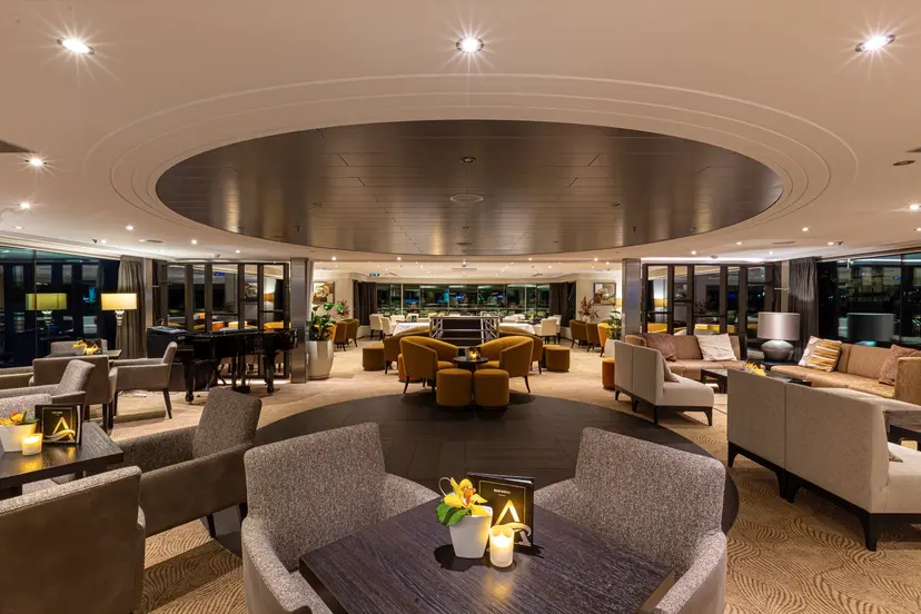 Panorama Lounge