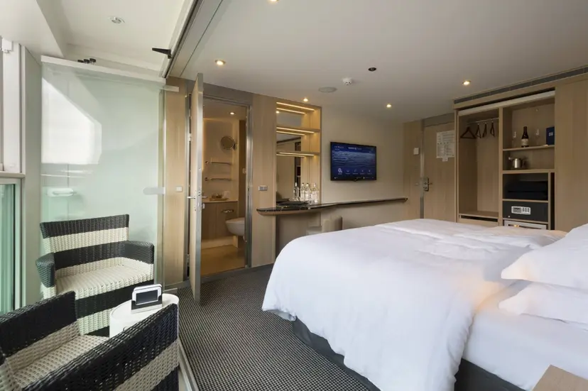 Balcony Suite