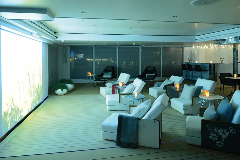 Daytime Pool & Bar/Evening Cinema