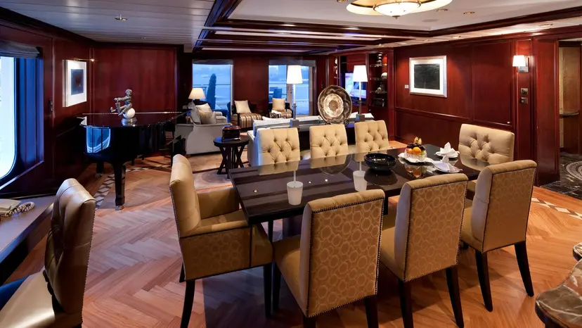 Penthouse Suite