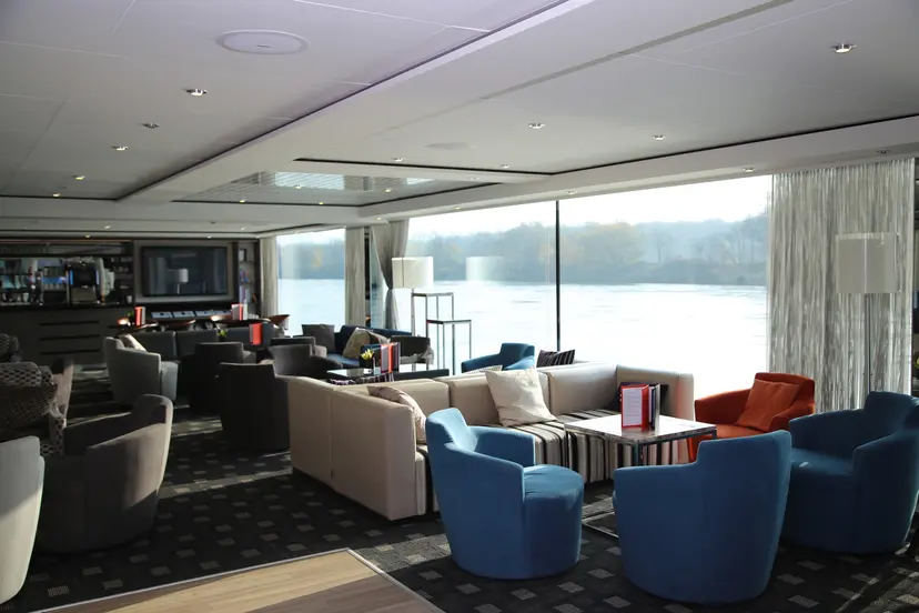 Panorama Lounge & Bar